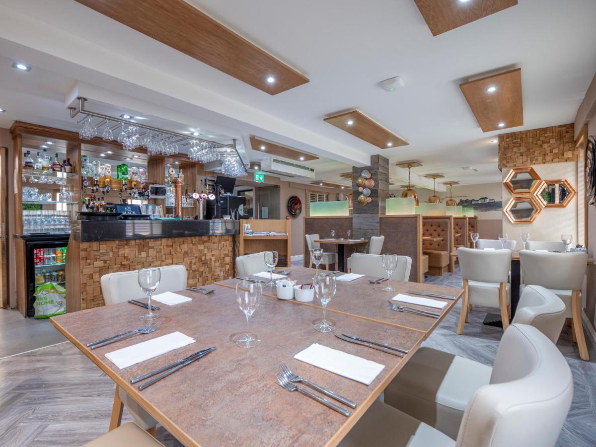 Blackbull Hotel Tarbolton ภายนอก รูปภาพ