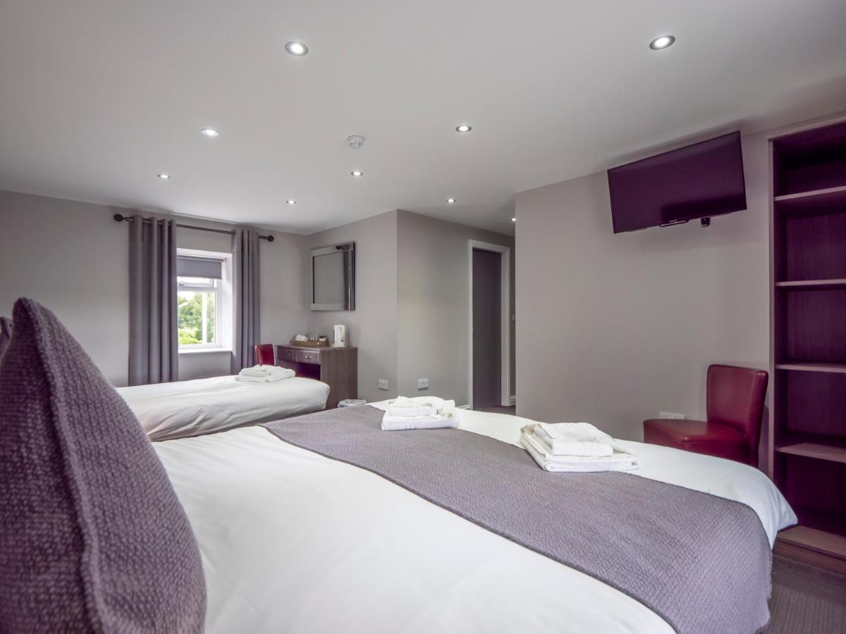 Blackbull Hotel Tarbolton ภายนอก รูปภาพ