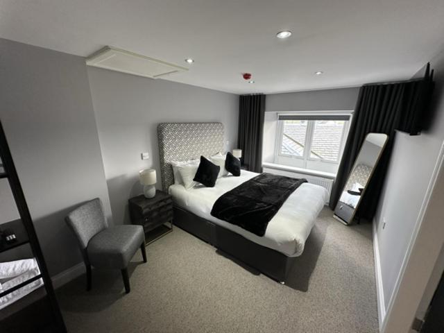Blackbull Hotel Tarbolton ภายนอก รูปภาพ