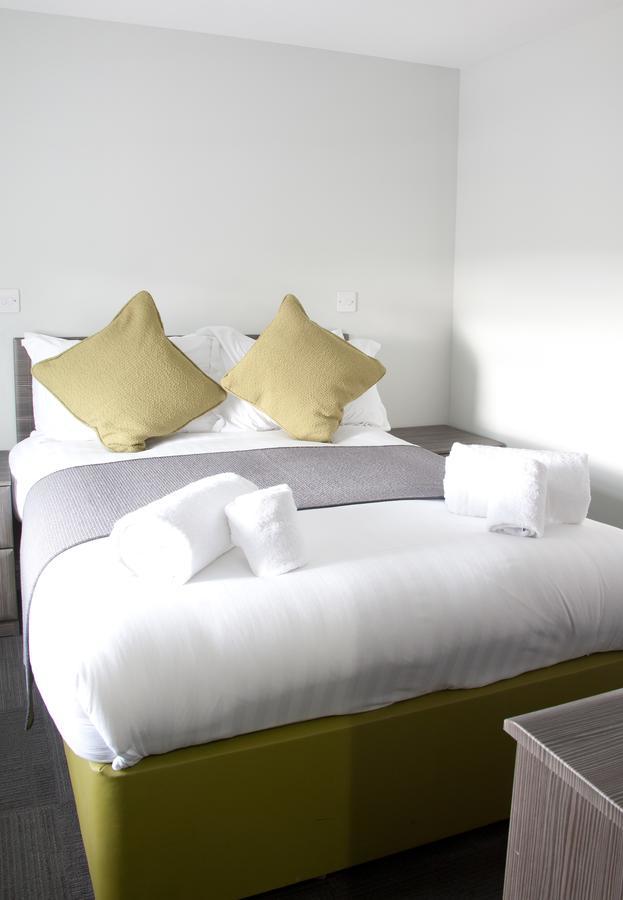 Blackbull Hotel Tarbolton ภายนอก รูปภาพ